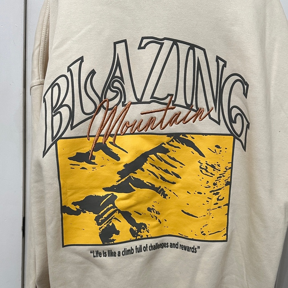 Pull&Bear Cream Blazing Mountain Graphic Sweatshirt